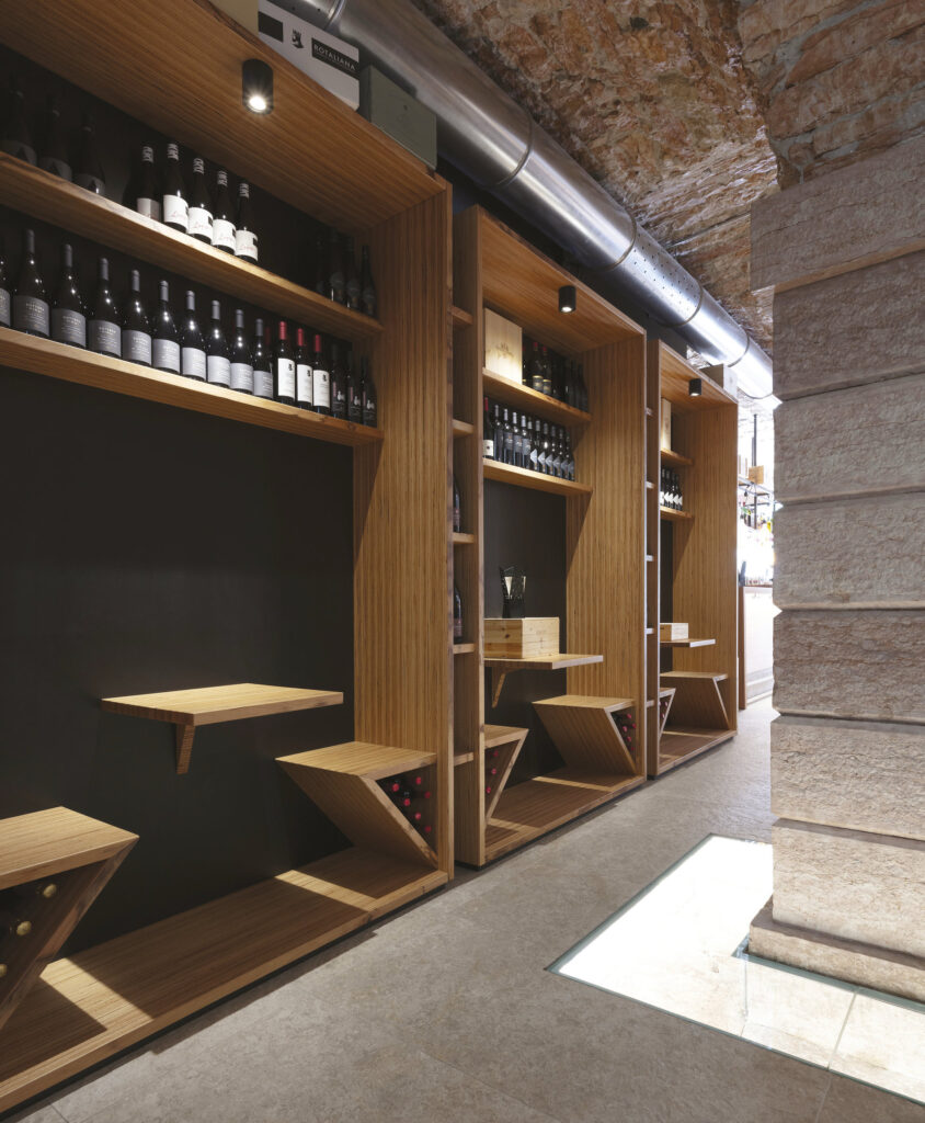 Le Scuderie Del Castello – Enoteca