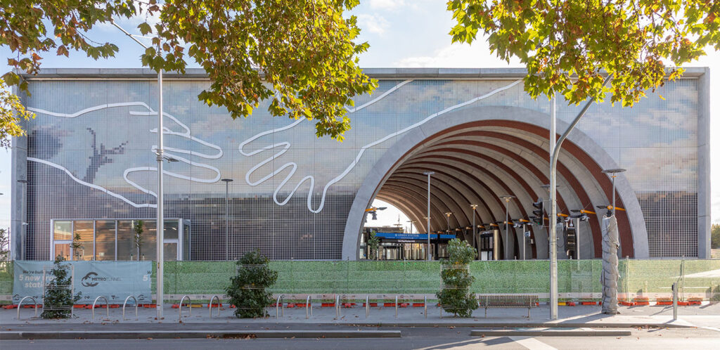 Arden Station: art public et surfaces éco-actives pour une nouvelle architecture urbaine